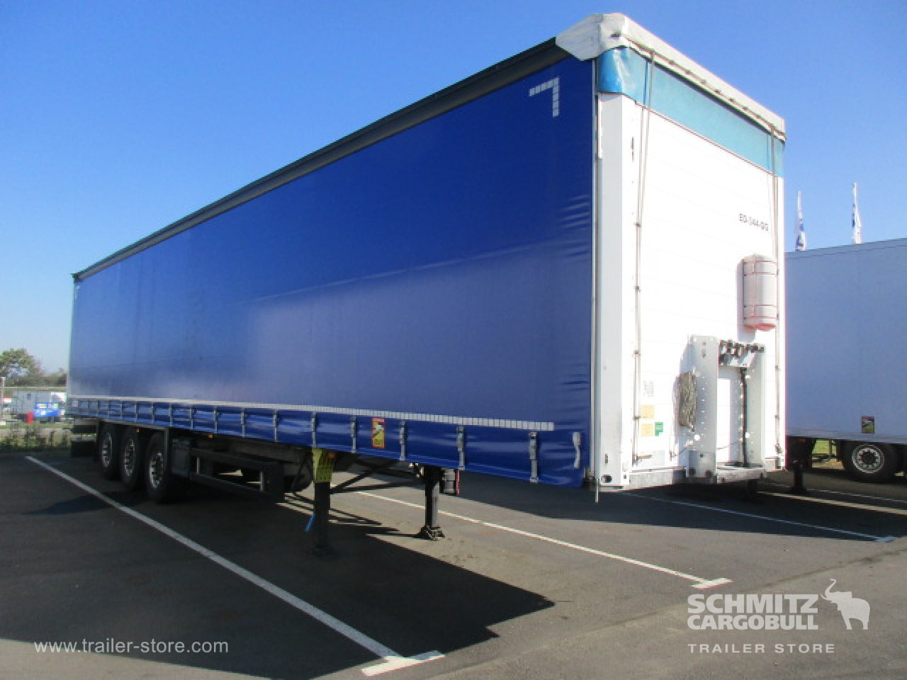 SCHMITZ Curtainsider Standard - Semi-reboque de lona: foto 1 SCHMITZ Curtainsider Standard - Semi-reboque de lona: foto 1
