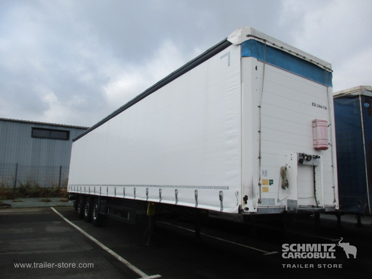 SCHMITZ Curtainsider Standard - Semi-reboque de lona: foto 1 SCHMITZ Curtainsider Standard - Semi-reboque de lona: foto 1