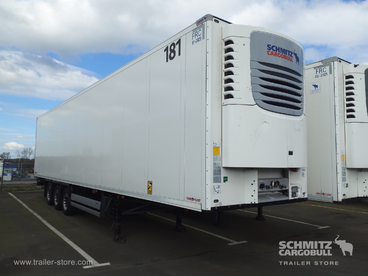 SCHMITZ Reefer Standard Double deck - Semi-reboque isotérmico: foto 1 SCHMITZ Reefer Standard Double deck - Semi-reboque isotérmico: foto 1
