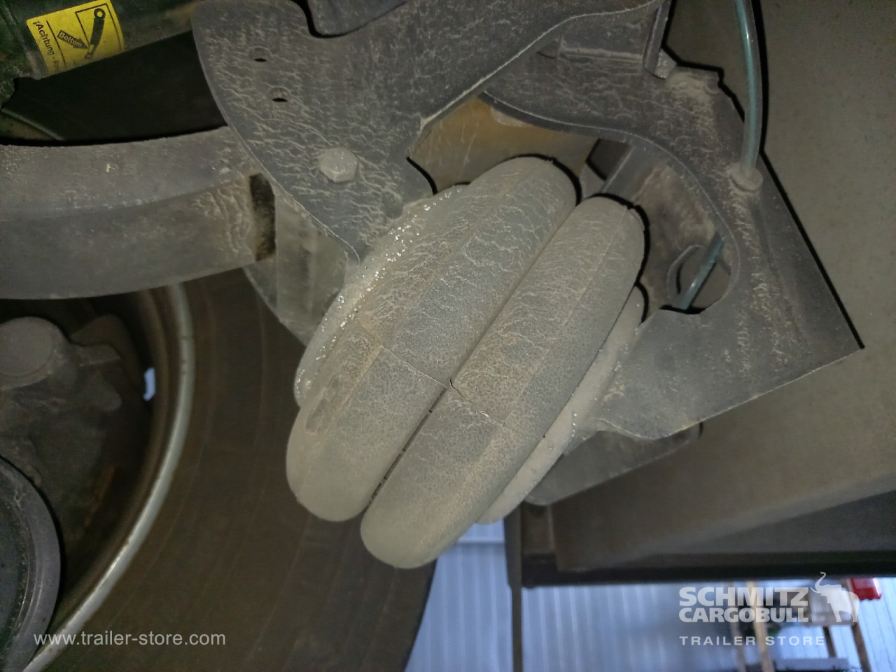 SCHMITZ Auflieger Tiefkühler Standard Double deck - Semi-reboque isotérmico: foto 3 SCHMITZ Auflieger Tiefkühler Standard Double deck - Semi-reboque isotérmico: foto 3