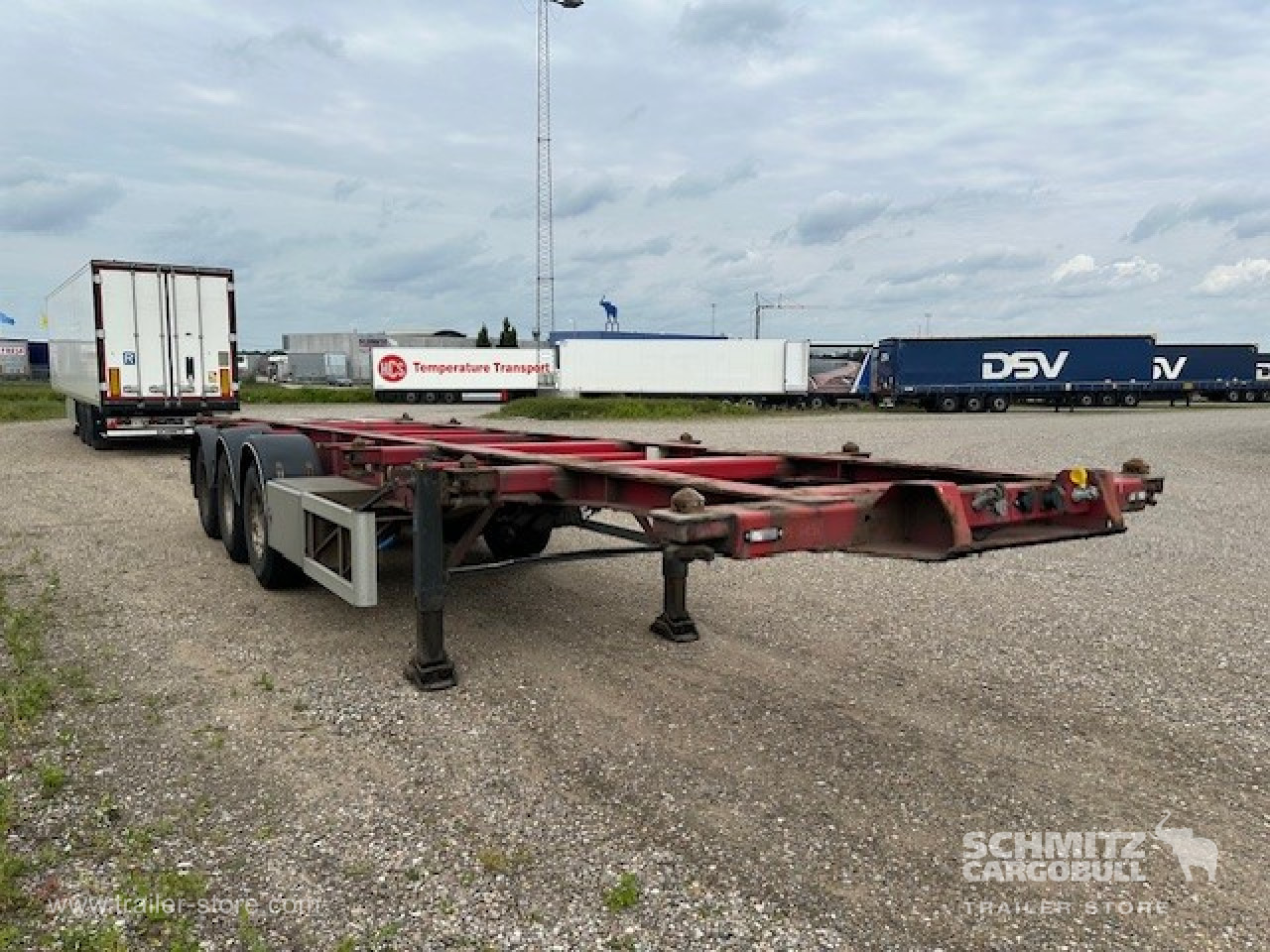 HFR Containerchassis Standard - Semi-reboque transportador de contêineres/ Caixa móvel: foto 1 HFR Containerchassis Standard - Semi-reboque transportador de contêineres/ Caixa móvel: foto 1