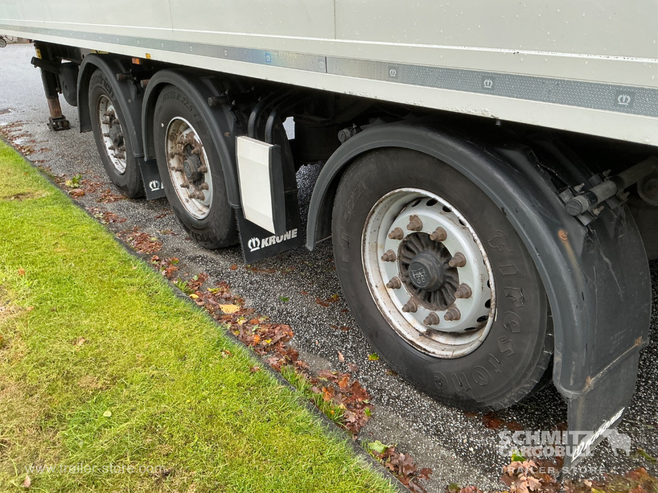 KRONE Reefer Standard Taillift - Semi-reboque isotérmico: foto 5 KRONE Reefer Standard Taillift - Semi-reboque isotérmico: foto 5