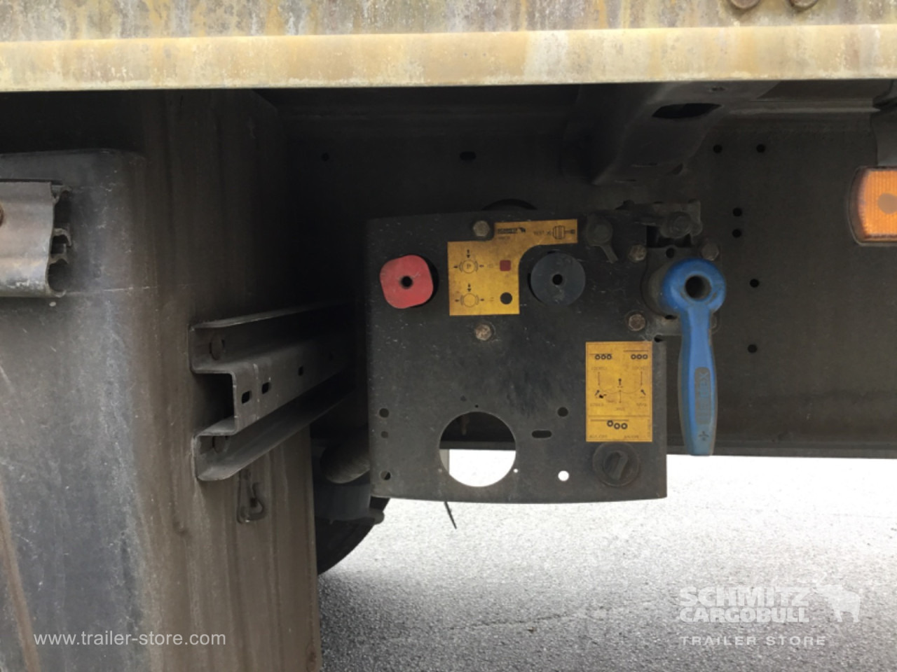 SCHMITZ Dryfreight Standard - Semi-reboque furgão: foto 5 SCHMITZ Dryfreight Standard - Semi-reboque furgão: foto 5