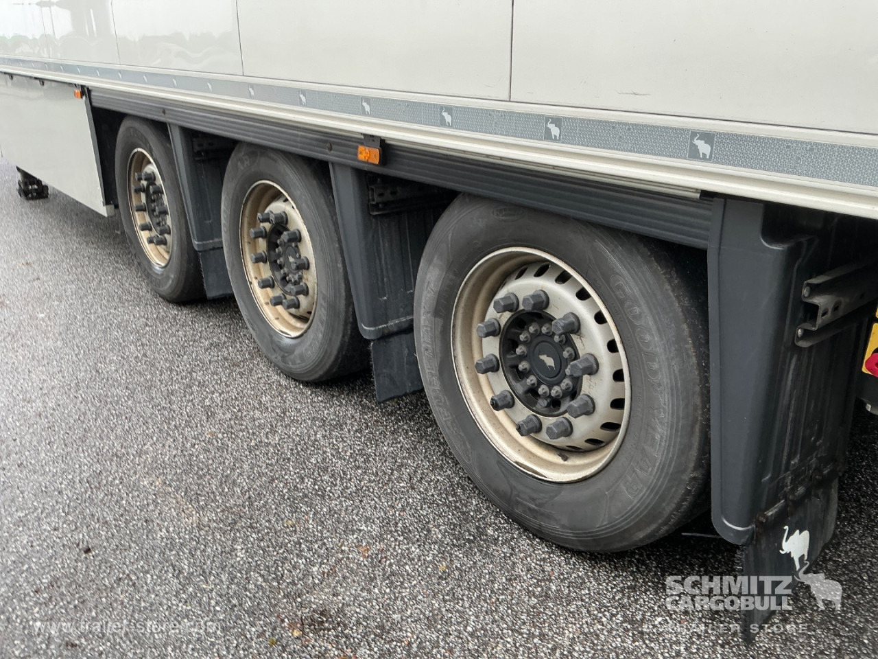 SCHMITZ Reefer Meat hanging system - Semi-reboque isotérmico: foto 5 SCHMITZ Reefer Meat hanging system - Semi-reboque isotérmico: foto 5