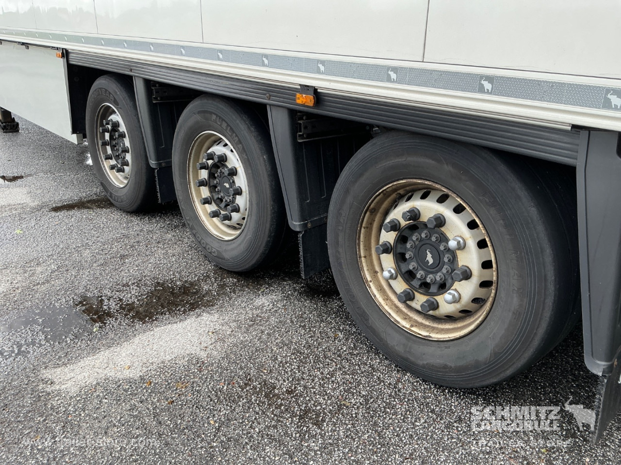 SCHMITZ Reefer Meat hanging system - Semi-reboque isotérmico: foto 5 SCHMITZ Reefer Meat hanging system - Semi-reboque isotérmico: foto 5