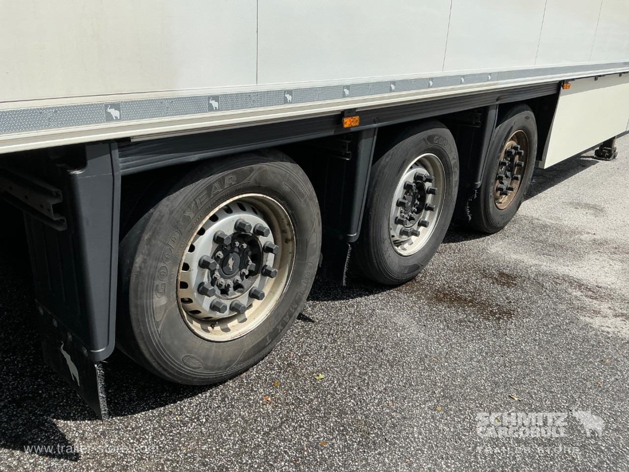 SCHMITZ Reefer Meat hanging system - Semi-reboque isotérmico: foto 3 SCHMITZ Reefer Meat hanging system - Semi-reboque isotérmico: foto 3