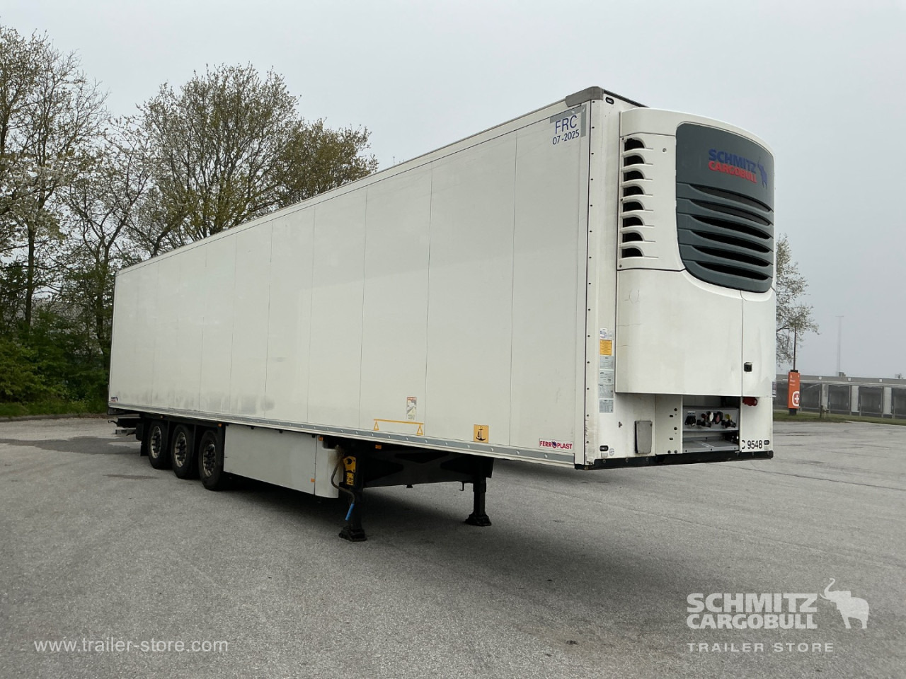 SCHMITZ Reefer Meat hanging system - Semi-reboque isotérmico: foto 1 SCHMITZ Reefer Meat hanging system - Semi-reboque isotérmico: foto 1