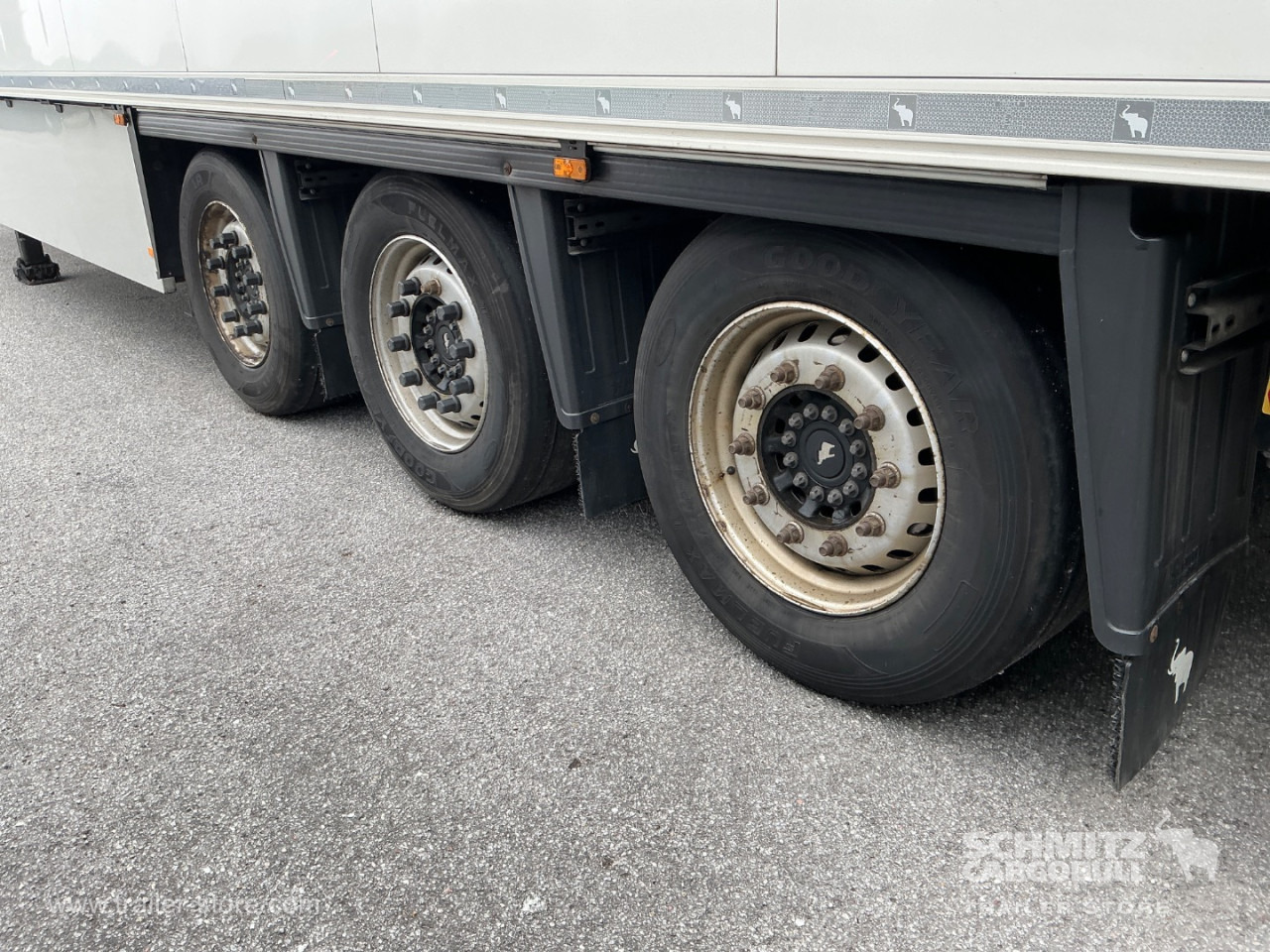 SCHMITZ Reefer Meat hanging system - Semi-reboque isotérmico: foto 5 SCHMITZ Reefer Meat hanging system - Semi-reboque isotérmico: foto 5