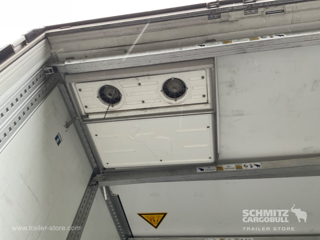 SCHMITZ Reefer Multitemp Double deck - Semi-reboque isotérmico: foto 4 SCHMITZ Reefer Multitemp Double deck - Semi-reboque isotérmico: foto 4