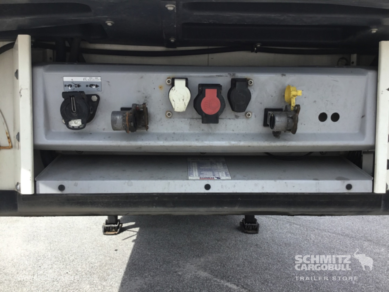 SCHMITZ Reefer Multitemp Double deck - Semi-reboque isotérmico: foto 4 SCHMITZ Reefer Multitemp Double deck - Semi-reboque isotérmico: foto 4