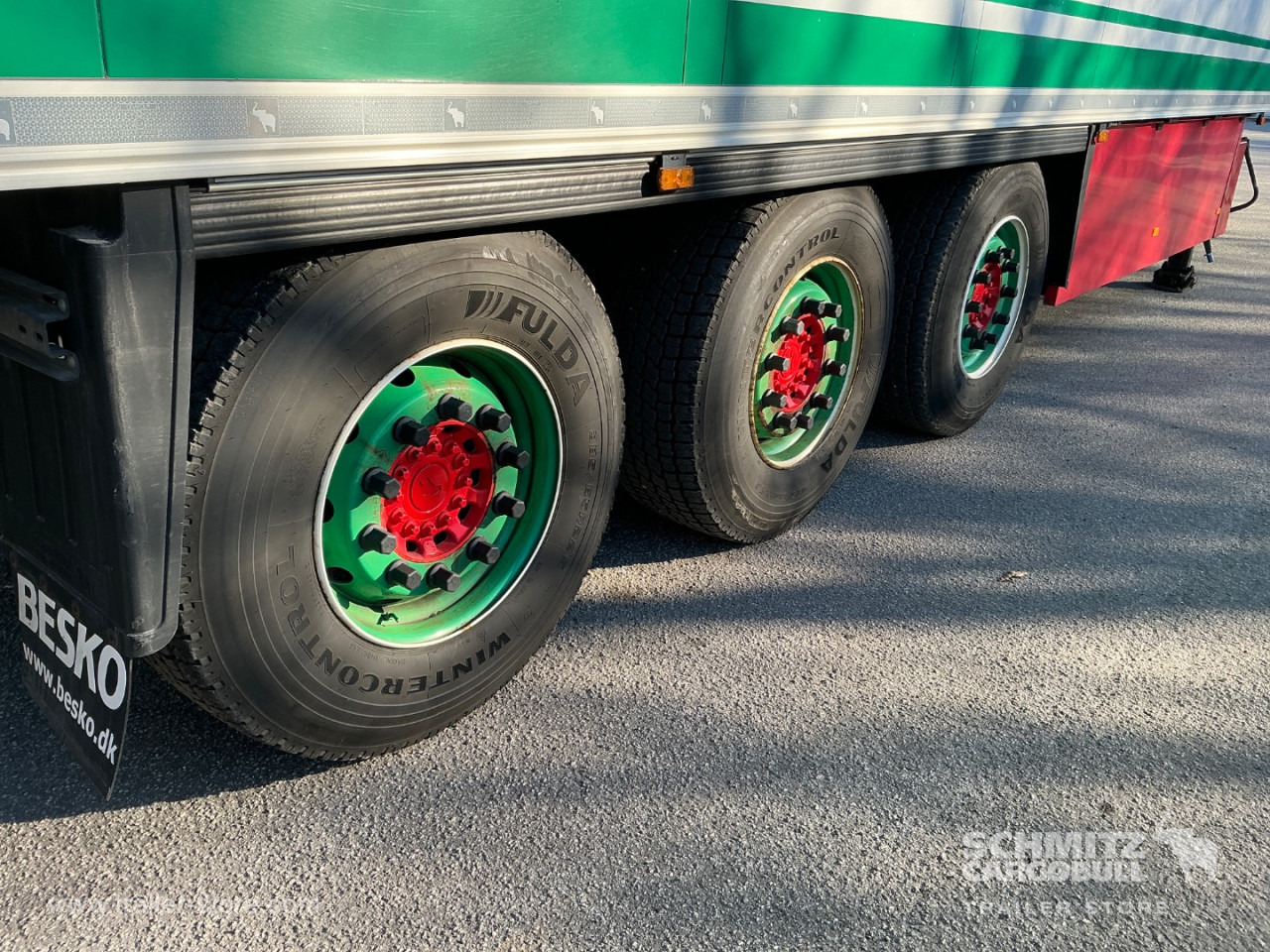 SCHMITZ Reefer Standard - Semi-reboque isotérmico: foto 3 SCHMITZ Reefer Standard - Semi-reboque isotérmico: foto 3