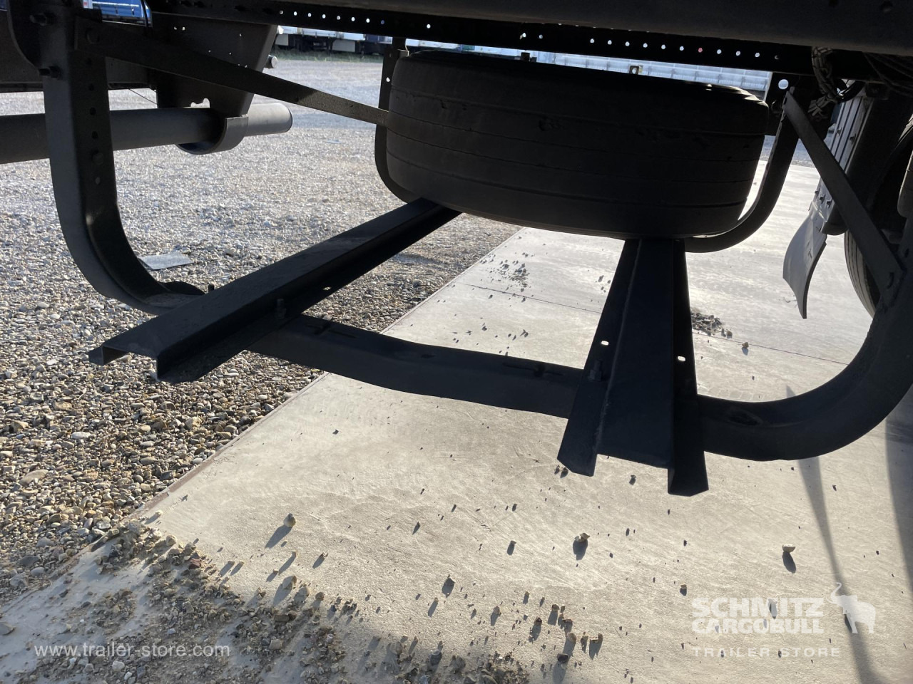 SCHMITZ Remolque Frigo Standard - Reboque frigorífico: foto 3 SCHMITZ Remolque Frigo Standard - Reboque frigorífico: foto 3