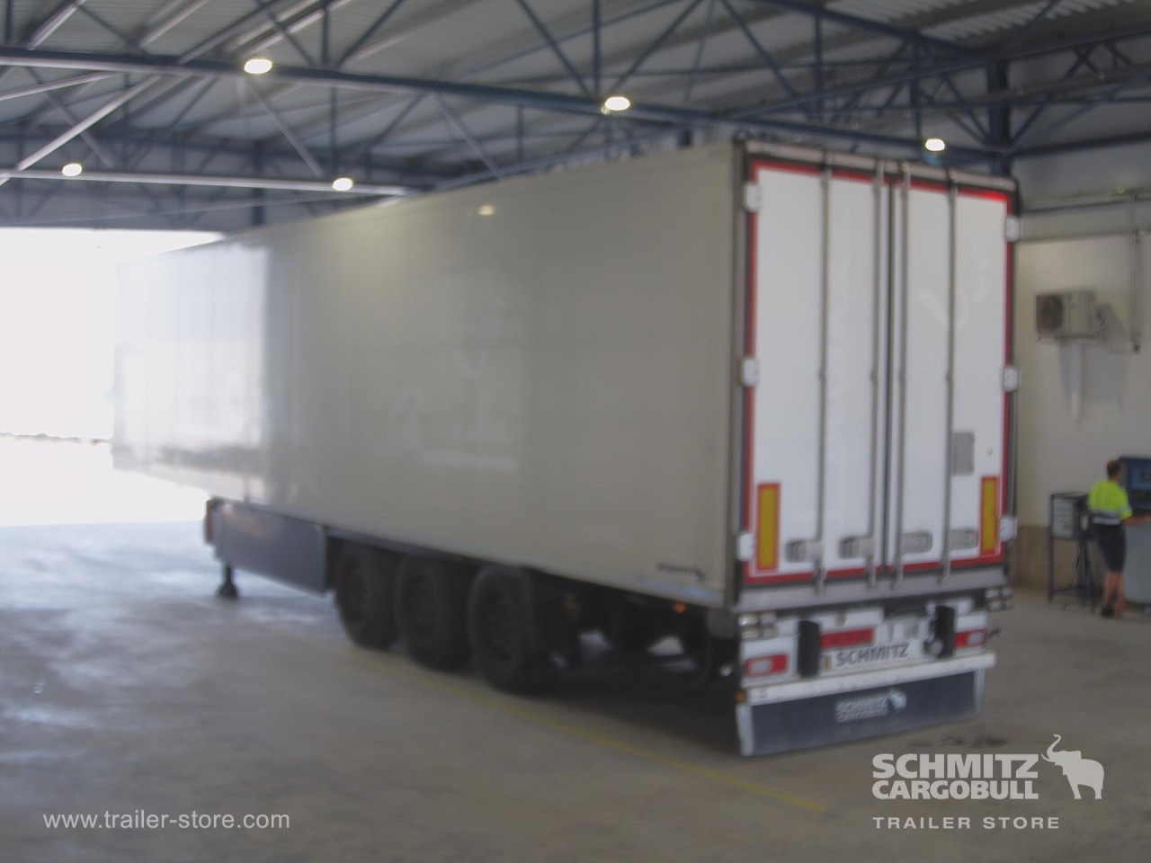 SCHMITZ Semiremolque Frigo Standard - Semi-reboque isotérmico: foto 4 SCHMITZ Semiremolque Frigo Standard - Semi-reboque isotérmico: foto 4