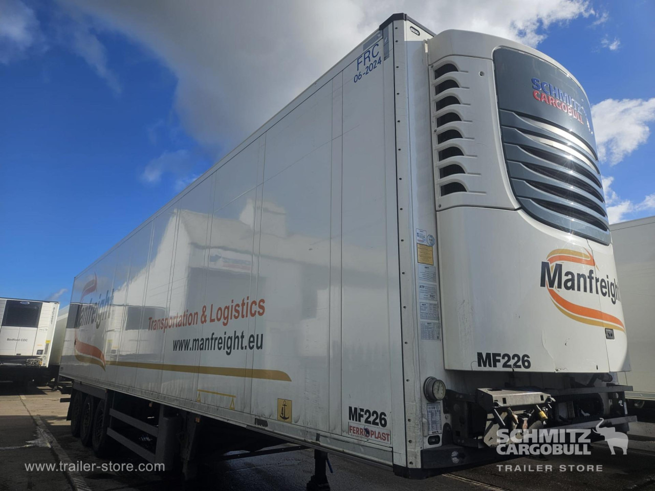 SCHMITZ Reefer Multitemp - Semi-reboque isotérmico: foto 1 SCHMITZ Reefer Multitemp - Semi-reboque isotérmico: foto 1