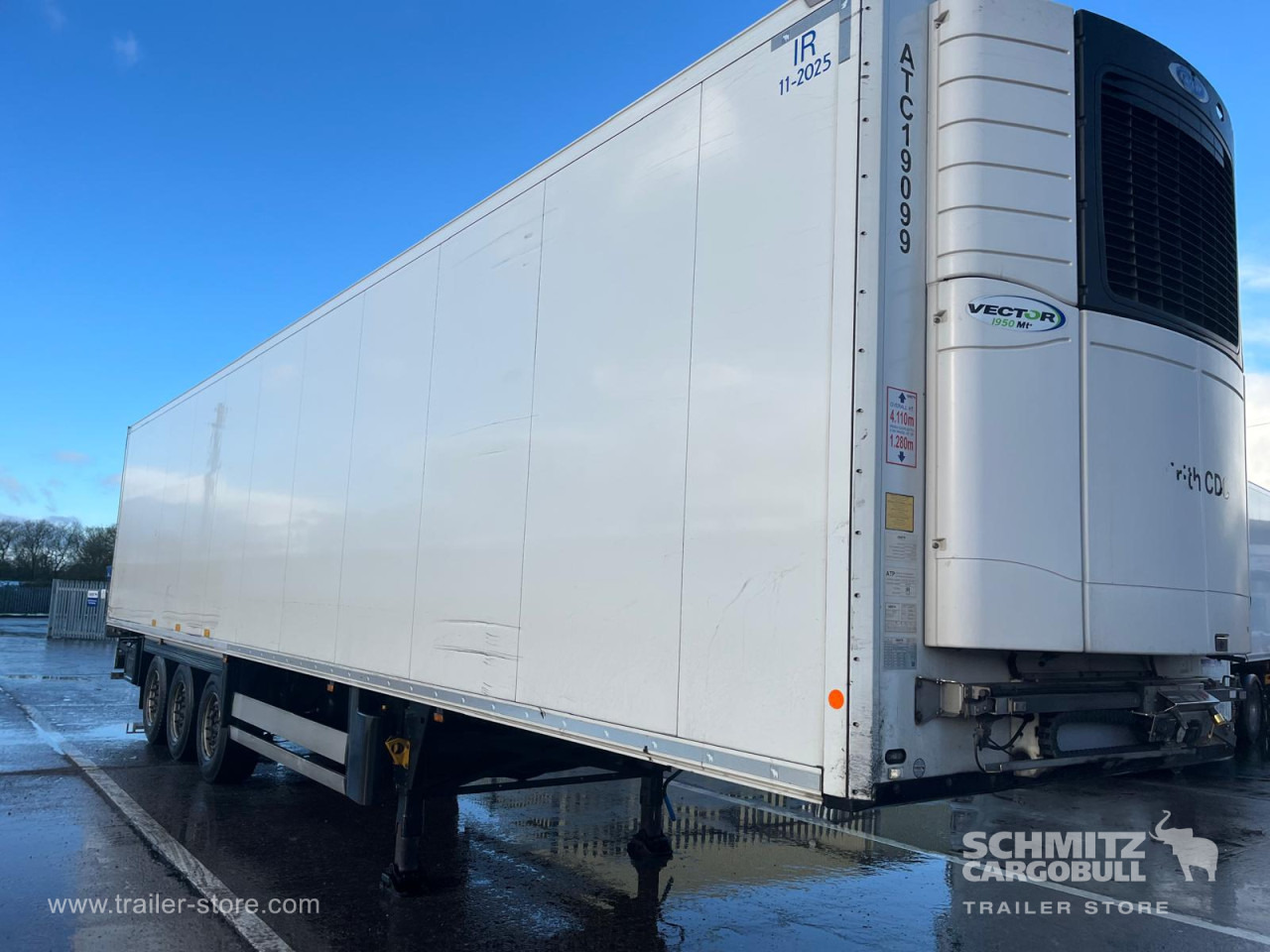 SCHMITZ Reefer Multitemp - Semi-reboque isotérmico: foto 1 SCHMITZ Reefer Multitemp - Semi-reboque isotérmico: foto 1