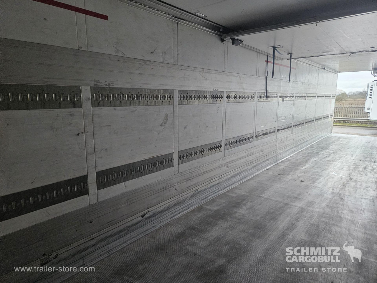 SCHMITZ Reefer Multitemp - Semi-reboque isotérmico: foto 5 SCHMITZ Reefer Multitemp - Semi-reboque isotérmico: foto 5