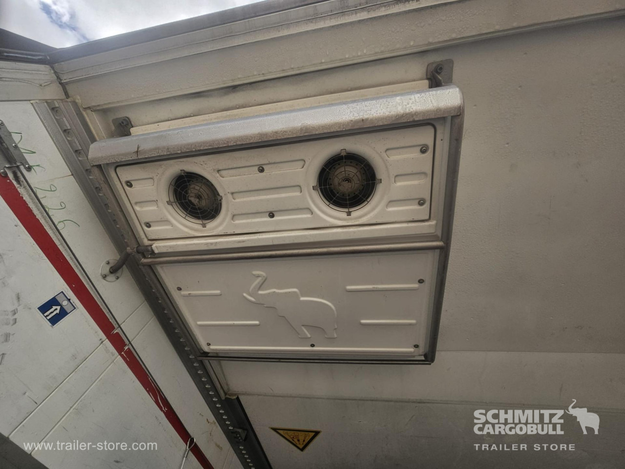 SCHMITZ Reefer Multitemp - Semi-reboque isotérmico: foto 5 SCHMITZ Reefer Multitemp - Semi-reboque isotérmico: foto 5