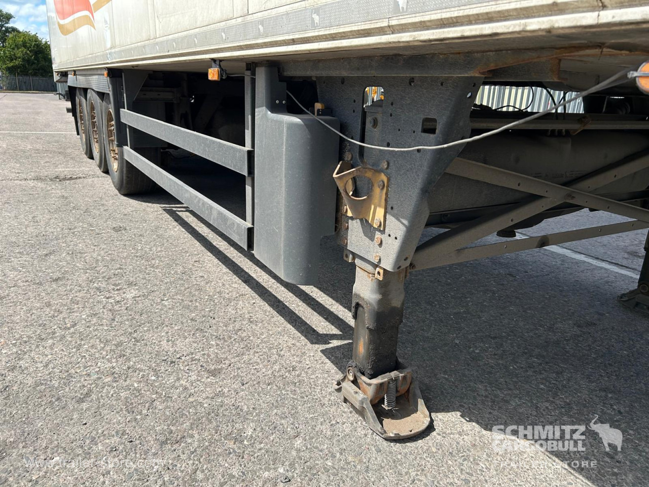 SCHMITZ Reefer Standard - Semi-reboque isotérmico: foto 3 SCHMITZ Reefer Standard - Semi-reboque isotérmico: foto 3