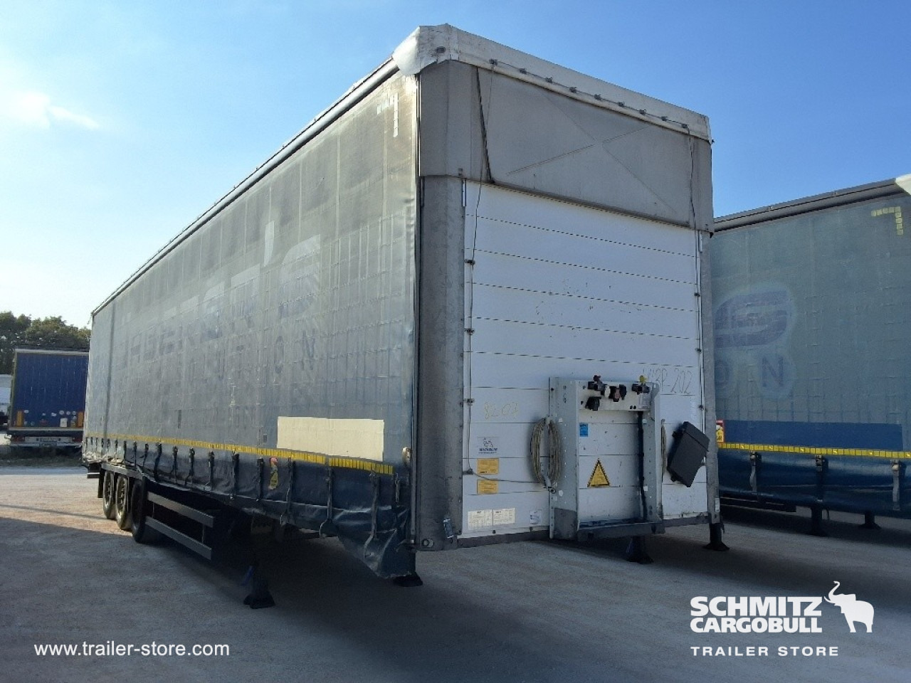 SCHMITZ Curtainsider Mega - Semi-reboque de lona: foto 1 SCHMITZ Curtainsider Mega - Semi-reboque de lona: foto 1