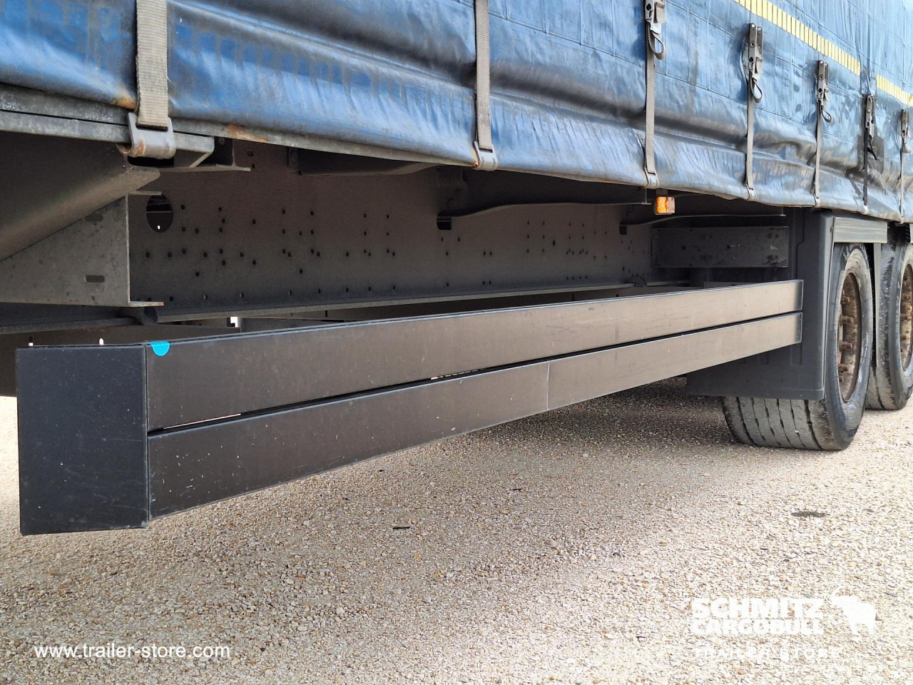 SCHMITZ Curtainsider Mega - Semi-reboque de lona: foto 2 SCHMITZ Curtainsider Mega - Semi-reboque de lona: foto 2
