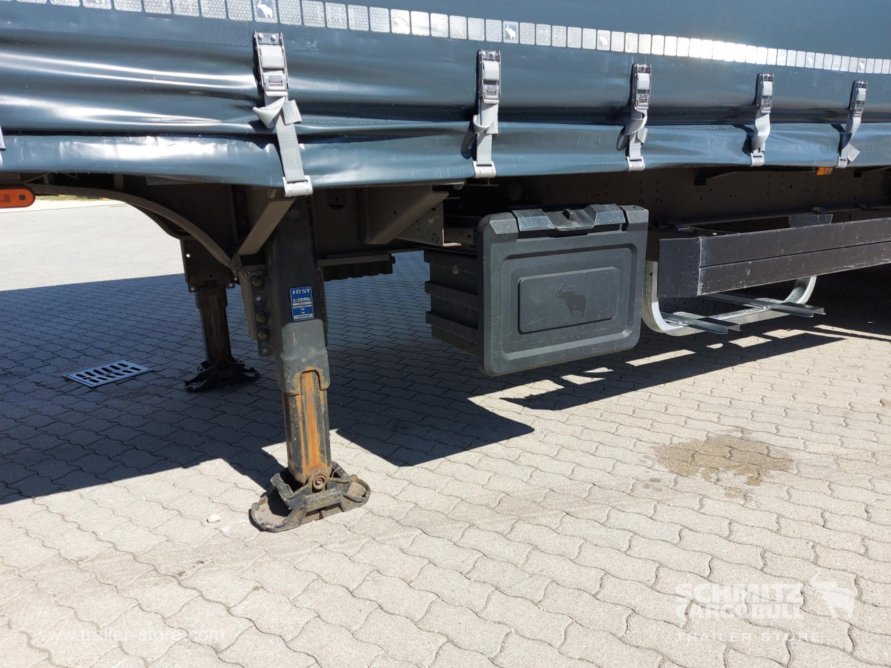 SCHMITZ Curtainsider Mega - Semi-reboque de lona: foto 2 SCHMITZ Curtainsider Mega - Semi-reboque de lona: foto 2