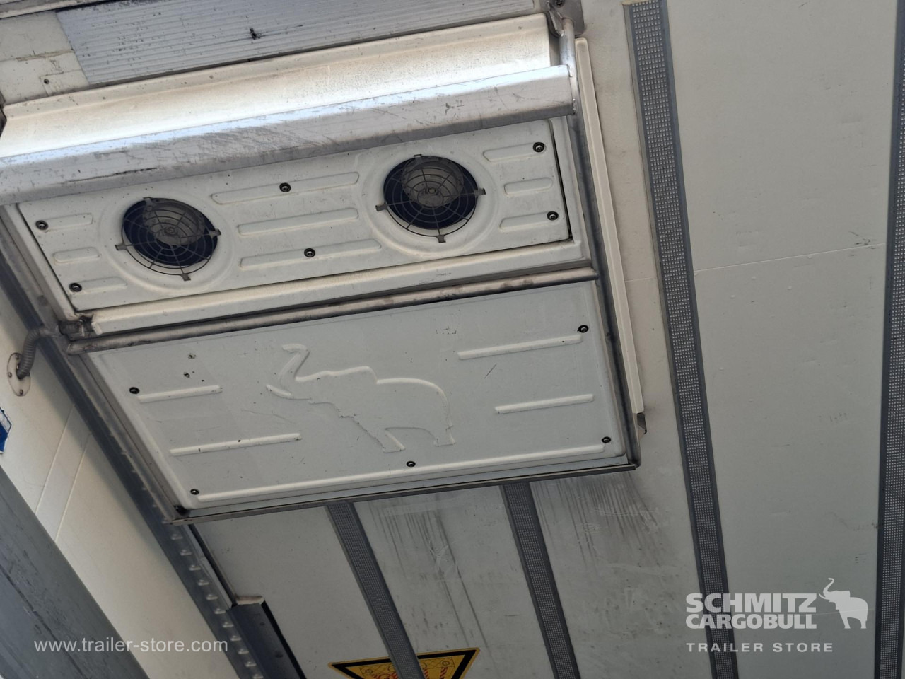 SCHMITZ Reefer Multitemp - Semi-reboque isotérmico: foto 2 SCHMITZ Reefer Multitemp - Semi-reboque isotérmico: foto 2