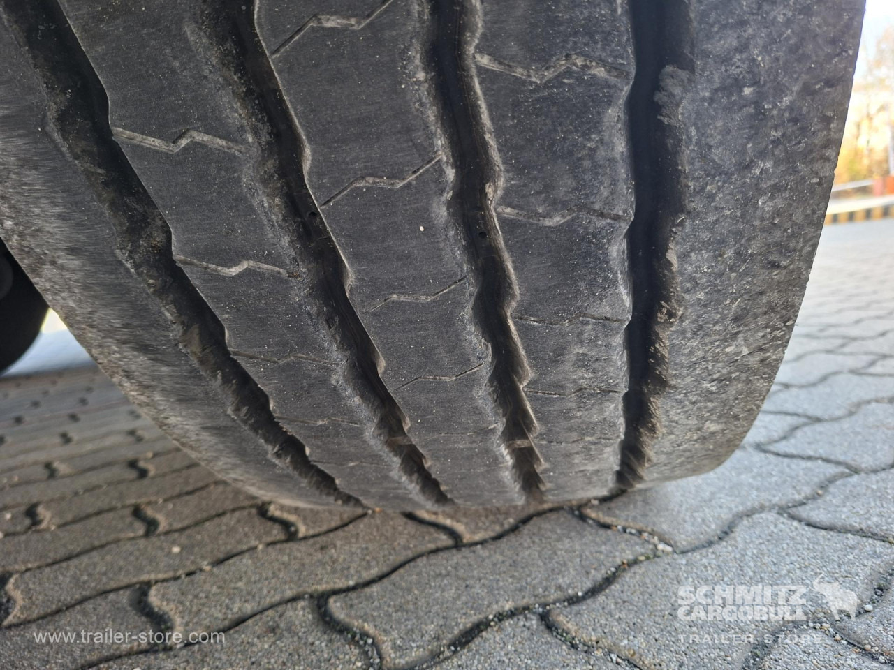 SCHMITZ Reefer Multitemp - Semi-reboque isotérmico: foto 2 SCHMITZ Reefer Multitemp - Semi-reboque isotérmico: foto 2