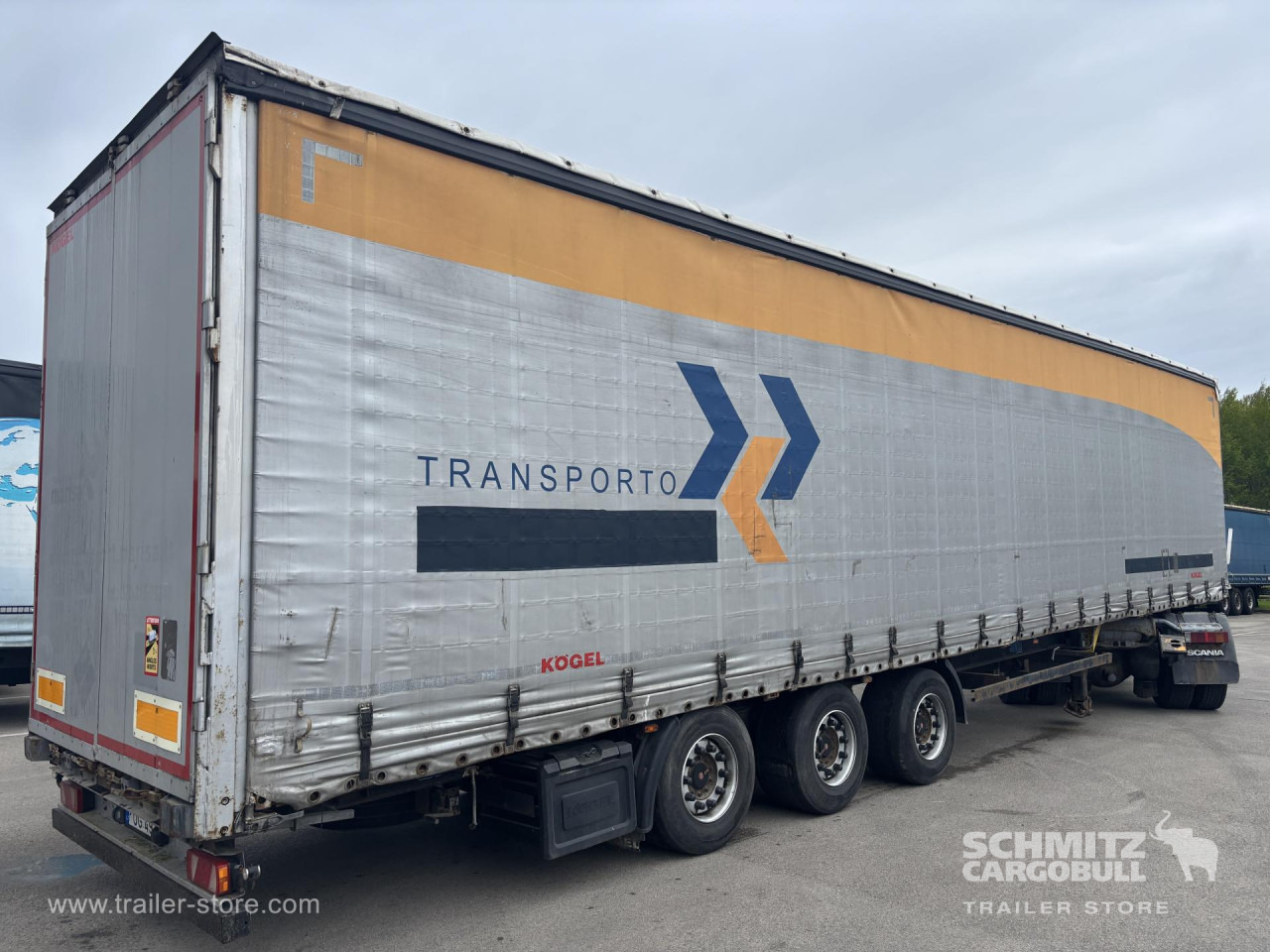 KOEGEL Curtainsider Standard - Semi-reboque de lona: foto 1 KOEGEL Curtainsider Standard - Semi-reboque de lona: foto 1