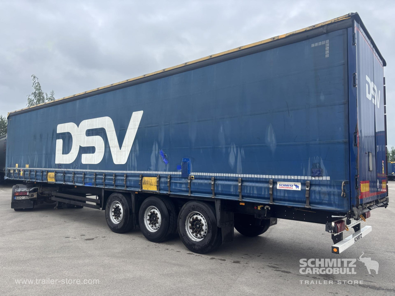 SCHMITZ Curtainsider Standard - Semi-reboque de lona: foto 4 SCHMITZ Curtainsider Standard - Semi-reboque de lona: foto 4