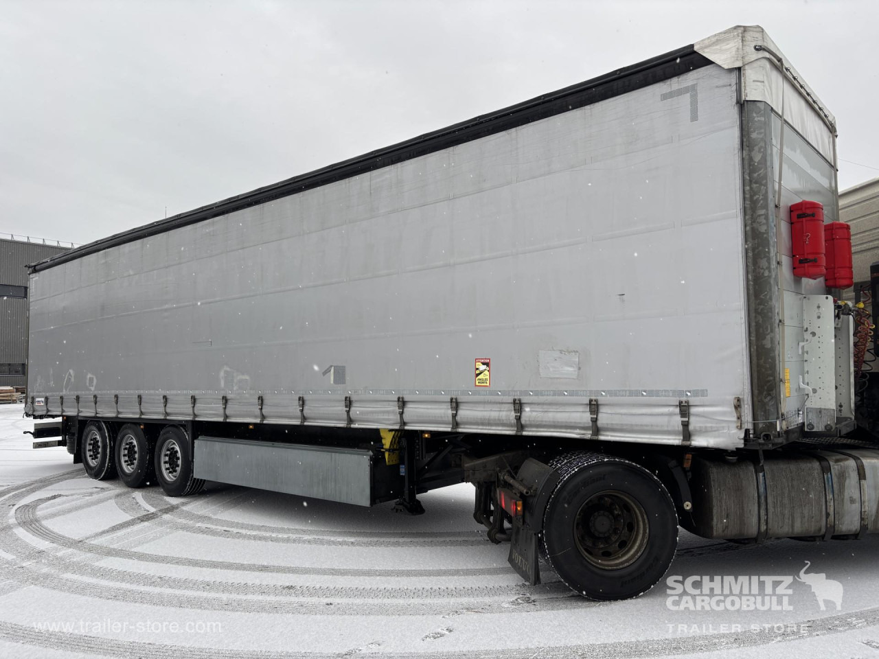 Semi-reboque de lona SCHMITZ Curtainsider Standard: foto 7 Semi-reboque de lona SCHMITZ Curtainsider Standard: foto 7