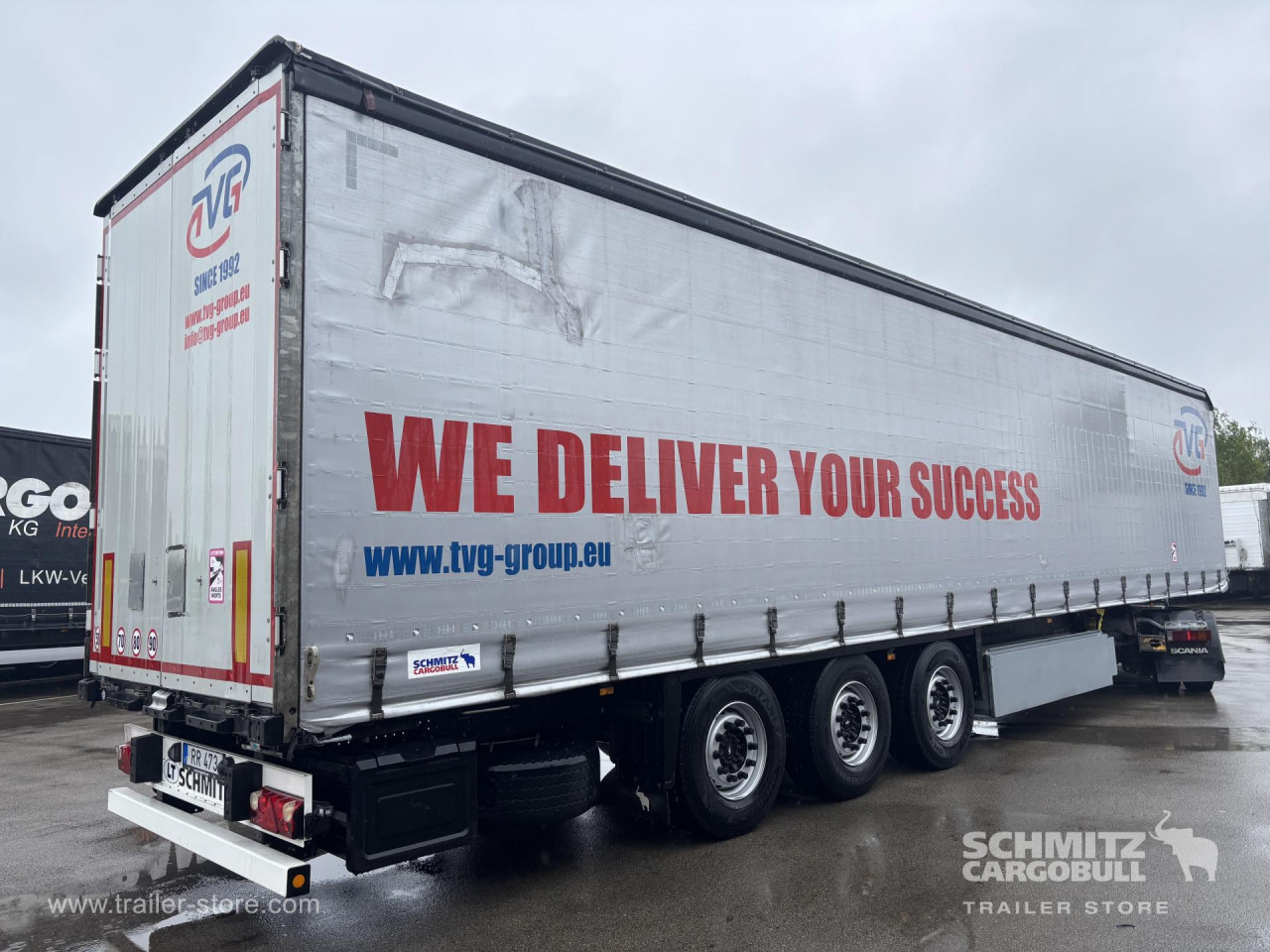 SCHMITZ Curtainsider Standard - Semi-reboque de lona: foto 1 SCHMITZ Curtainsider Standard - Semi-reboque de lona: foto 1