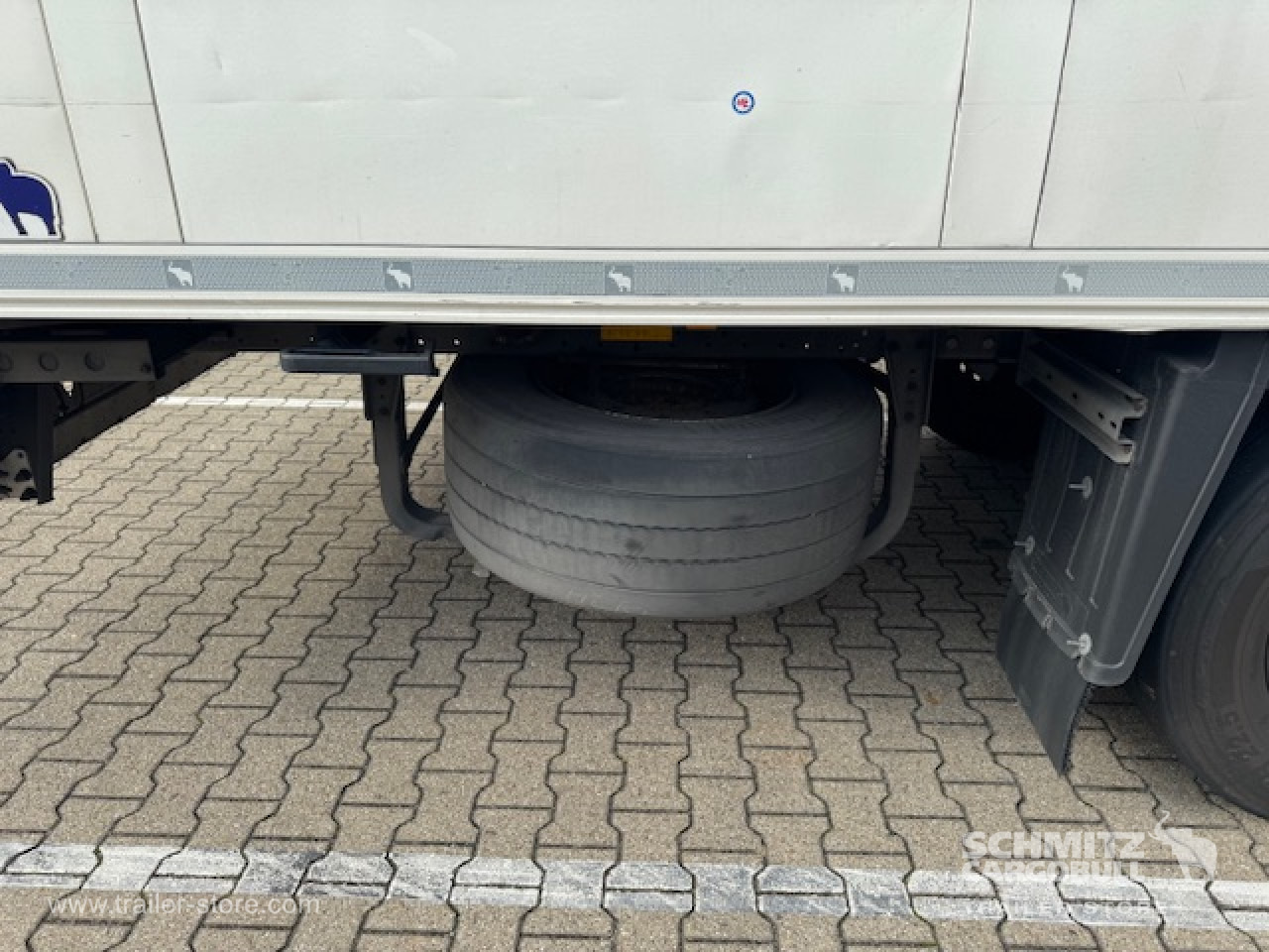 SCHMITZ Oplegger Vries Standard - Semi-reboque isotérmico: foto 3 SCHMITZ Oplegger Vries Standard - Semi-reboque isotérmico: foto 3