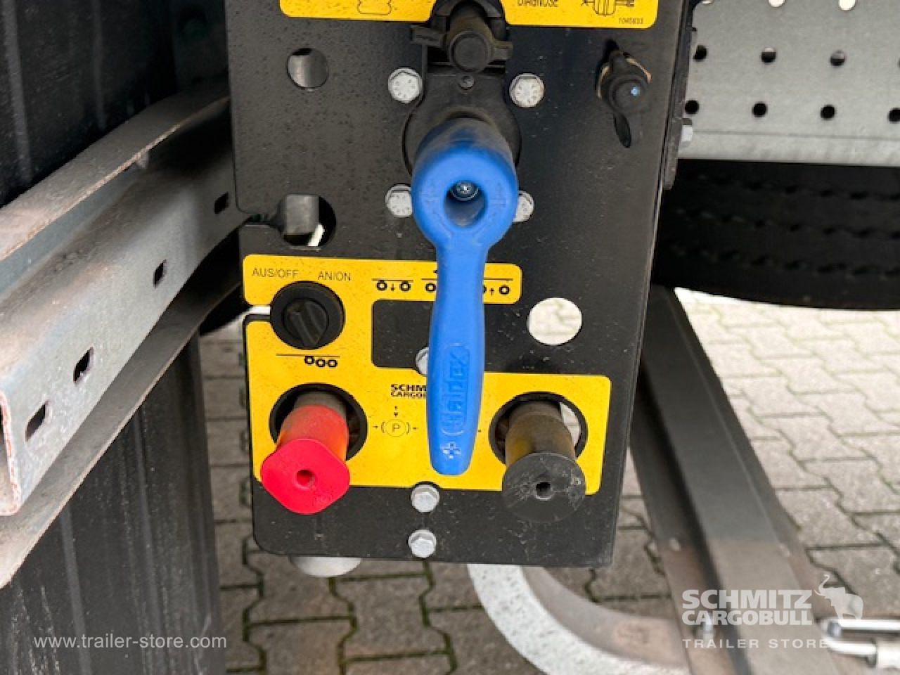SCHMITZ Oplegger Vries Standard - Semi-reboque isotérmico: foto 4 SCHMITZ Oplegger Vries Standard - Semi-reboque isotérmico: foto 4