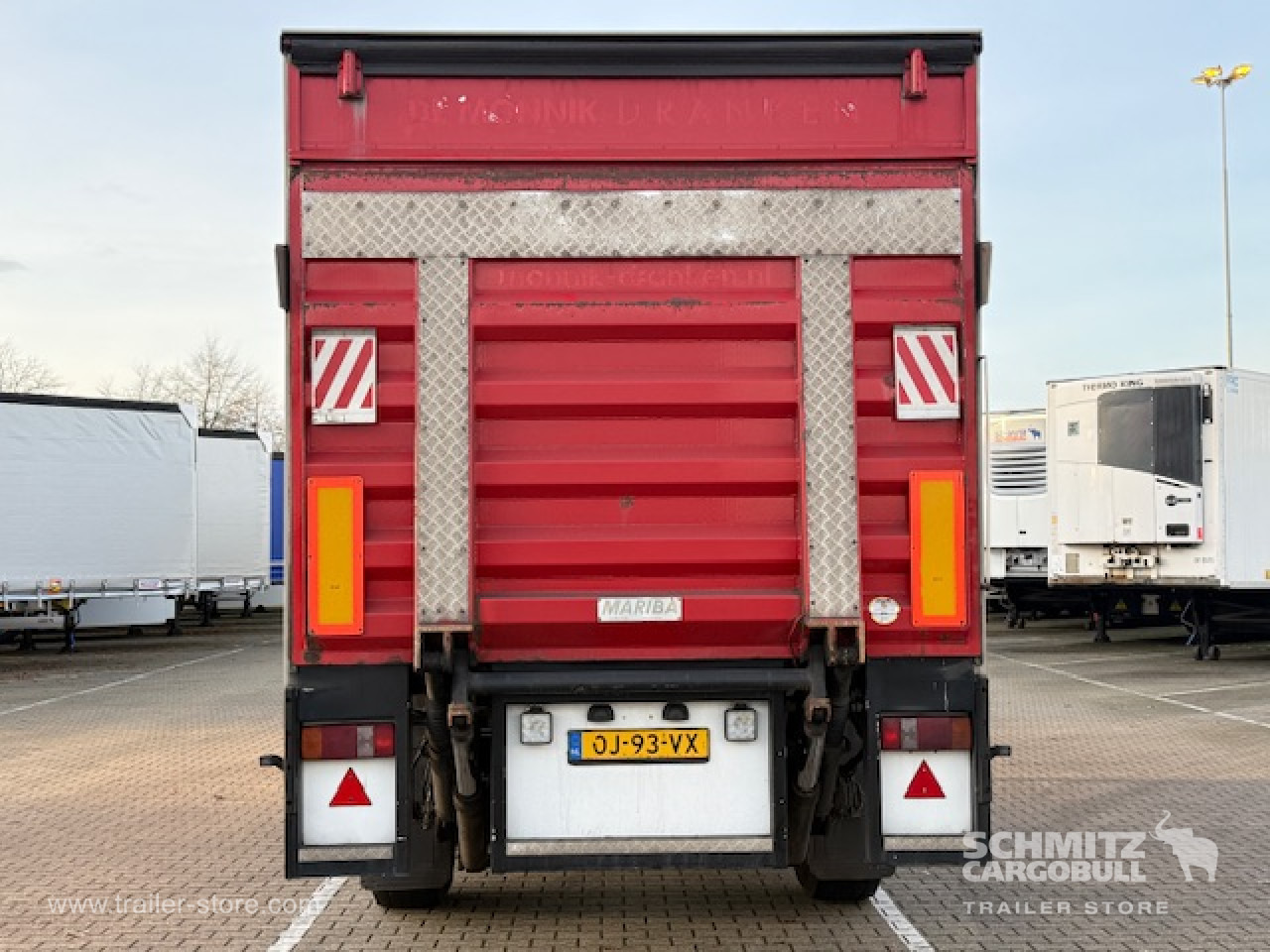 SCHMITZ Oplegger Vries Standard Taillift - Semi-reboque isotérmico: foto 3 SCHMITZ Oplegger Vries Standard Taillift - Semi-reboque isotérmico: foto 3