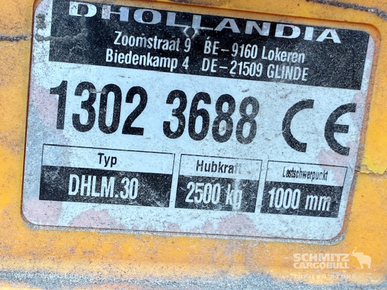 SCHMITZ Oplegger Vries Standard Taillift - Semi-reboque isotérmico: foto 3 SCHMITZ Oplegger Vries Standard Taillift - Semi-reboque isotérmico: foto 3