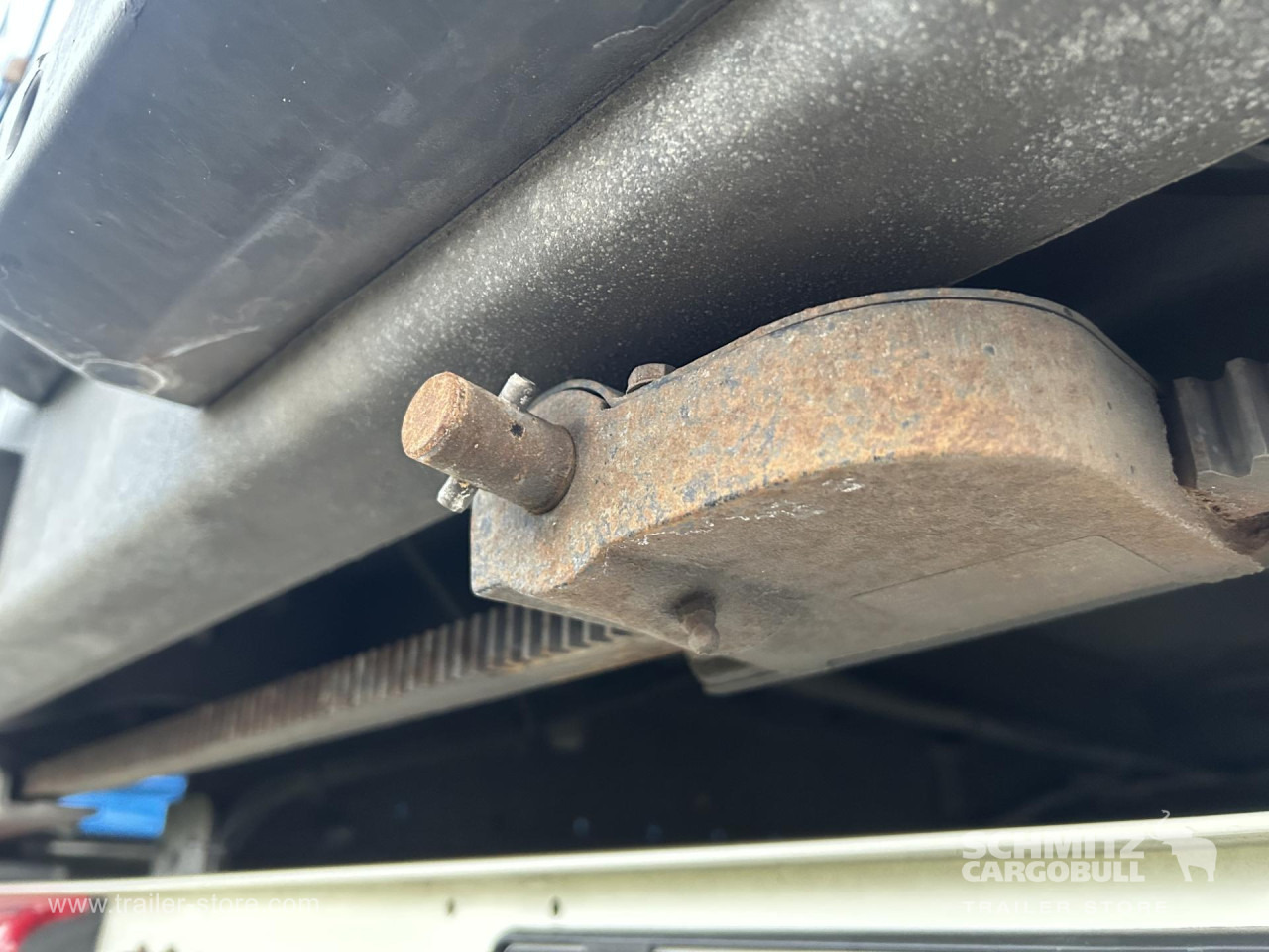 SCHMITZ Curtainsider Mega - Semi-reboque de lona: foto 5 SCHMITZ Curtainsider Mega - Semi-reboque de lona: foto 5