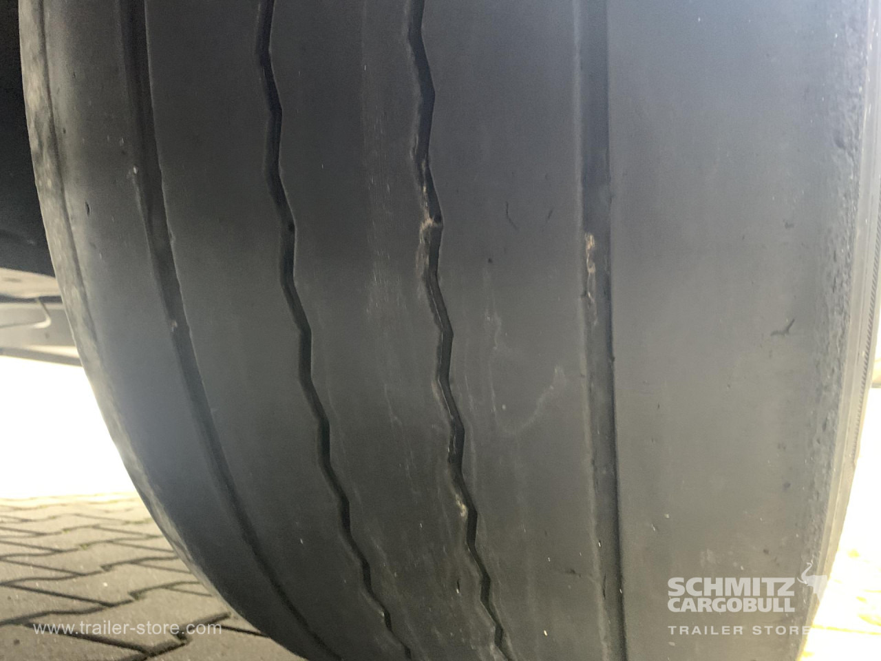 SCHMITZ Curtainsider Mega - Semi-reboque de lona: foto 3 SCHMITZ Curtainsider Mega - Semi-reboque de lona: foto 3