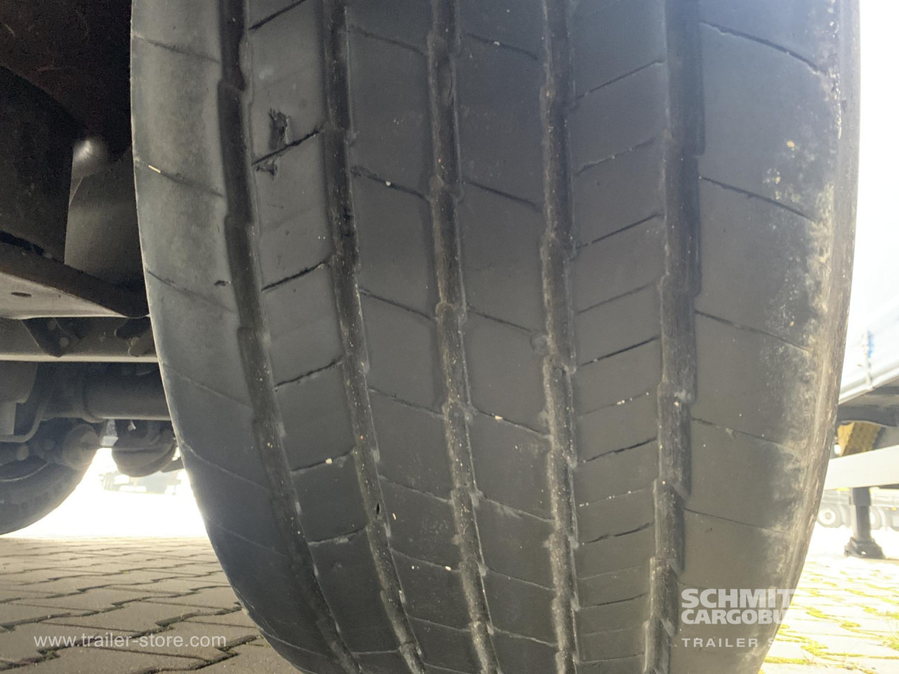 SCHMITZ Curtainsider Mega - Semi-reboque de lona: foto 4 SCHMITZ Curtainsider Mega - Semi-reboque de lona: foto 4