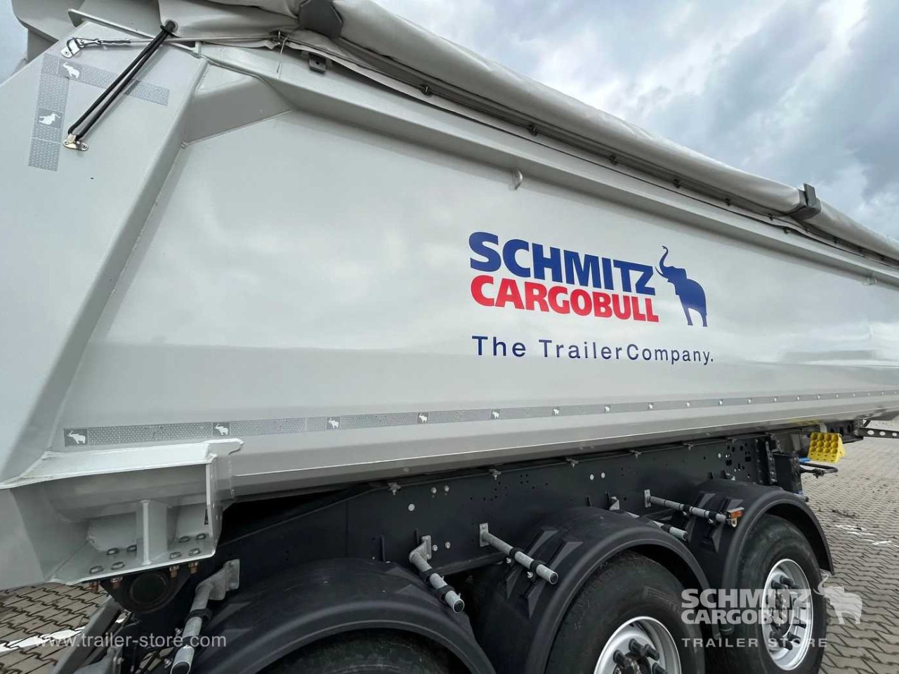 Semi-reboque basculante SCHMITZ Tipper steel-square sided body 28m³: foto 9