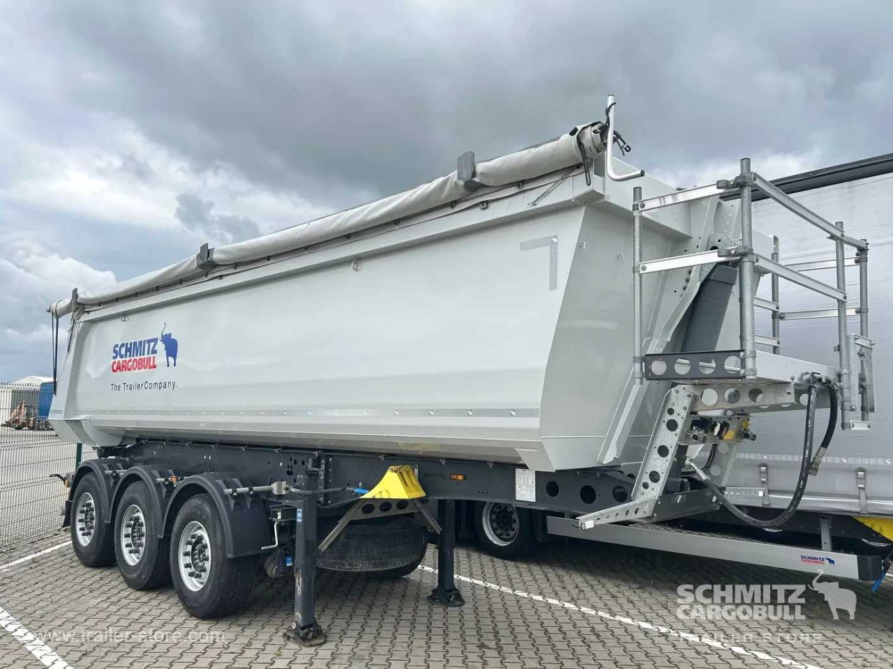 Semi-reboque basculante SCHMITZ Tipper steel-square sided body 28m³: foto 8