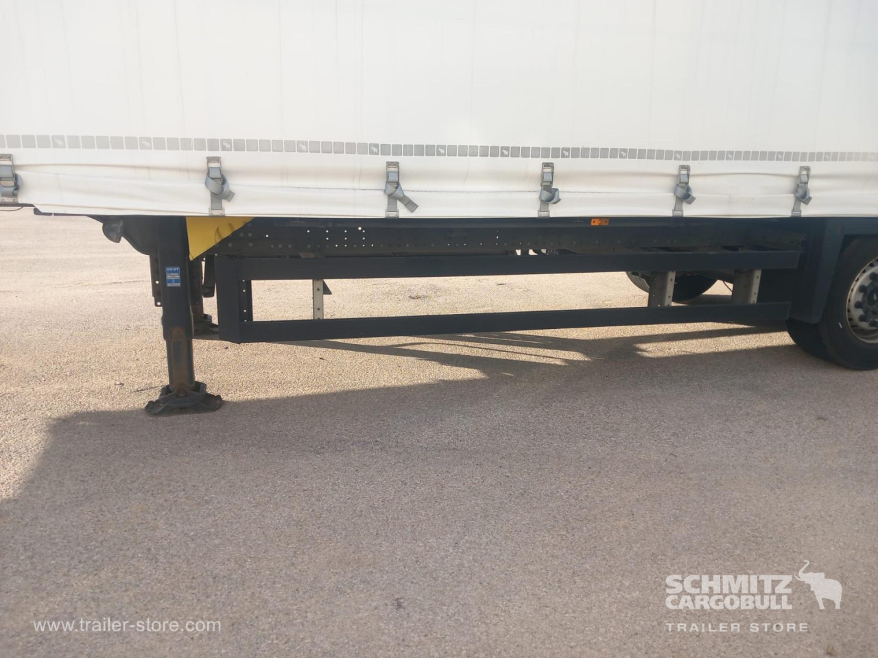 SCHMITZ Curtainsider Mega - Semi-reboque de lona: foto 2 SCHMITZ Curtainsider Mega - Semi-reboque de lona: foto 2