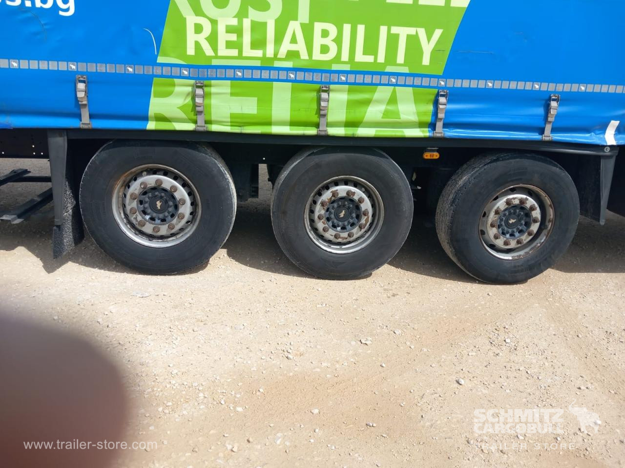 SCHMITZ Curtainsider Standard - Semi-reboque de lona: foto 3 SCHMITZ Curtainsider Standard - Semi-reboque de lona: foto 3