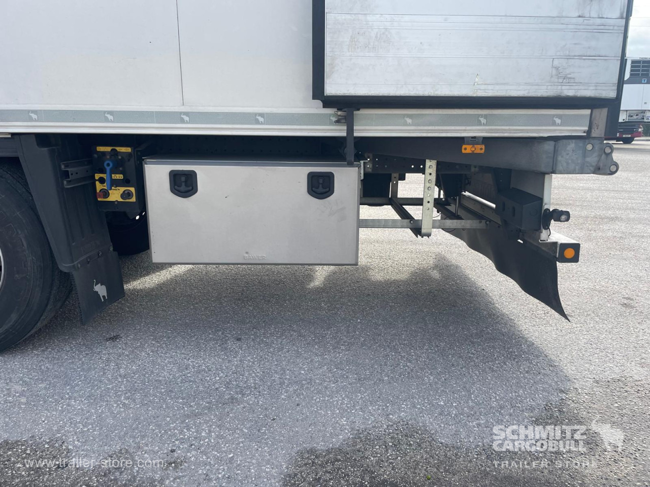 SCHMITZ Reefer Standard - Semi-reboque isotérmico: foto 3 SCHMITZ Reefer Standard - Semi-reboque isotérmico: foto 3