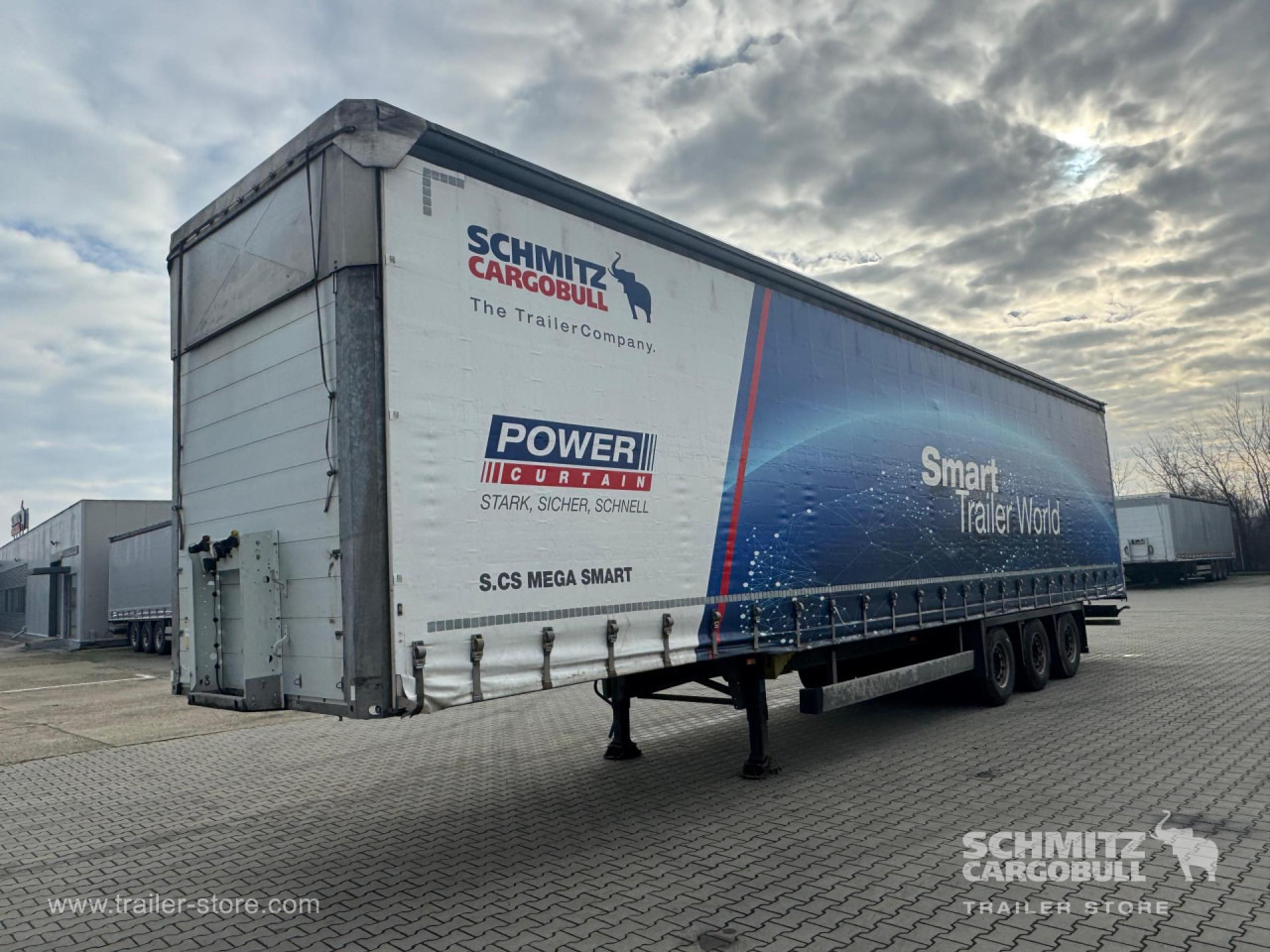 SCHMITZ Curtainsider Mega - Semi-reboque de lona: foto 4 SCHMITZ Curtainsider Mega - Semi-reboque de lona: foto 4