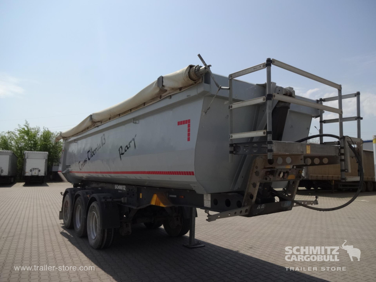 SCHMITZ Tipper Steel half pipe body 24m³ - Semi-reboque basculante: foto 5 SCHMITZ Tipper Steel half pipe body 24m³ - Semi-reboque basculante: foto 5
