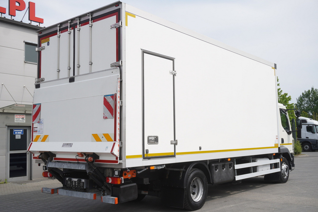 DAF LF 16.260 / Jegger Refrigerator / Carrier Supra 750 / DHOLLANDIA 1500 kg / Sleeper cab - Camião frigorífico: foto 3 DAF LF 16.260 / Jegger Refrigerator / Carrier Supra 750 / DHOLLANDIA 1500 kg / Sleeper cab - Camião frigorífico: foto 3