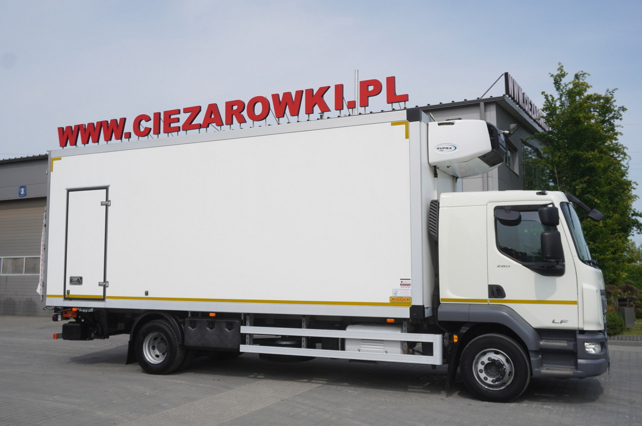 DAF LF 16.260 / Jegger Refrigerator / Carrier Supra 750 / DHOLLANDIA 1500 kg / Sleeper cab - Camião frigorífico: foto 2 DAF LF 16.260 / Jegger Refrigerator / Carrier Supra 750 / DHOLLANDIA 1500 kg / Sleeper cab - Camião frigorífico: foto 2