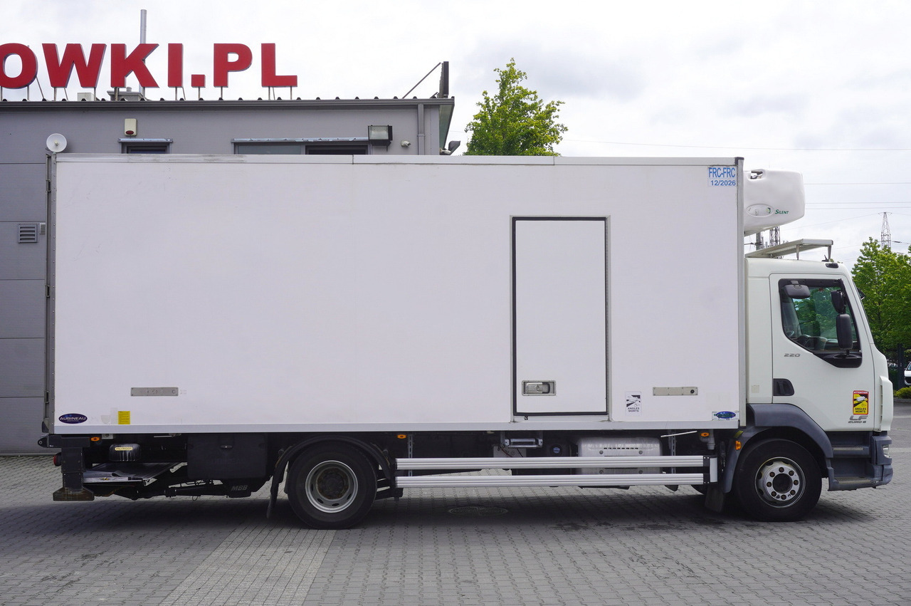 DAF LF 220 / Refrigerator 16 EPAL Multitemp / Carrier Supra 1150 MT / Palfinger 1500 kg - Camião frigorífico: foto 2 DAF LF 220 / Refrigerator 16 EPAL Multitemp / Carrier Supra 1150 MT / Palfinger 1500 kg - Camião frigorífico: foto 2