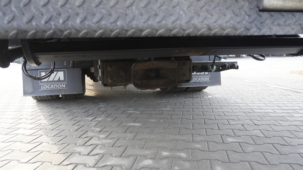 Camião furgão DAF XF 410 EURO 6 /410 HP / 20 EPAL / Dhollandia lift 1500 kg: foto 8