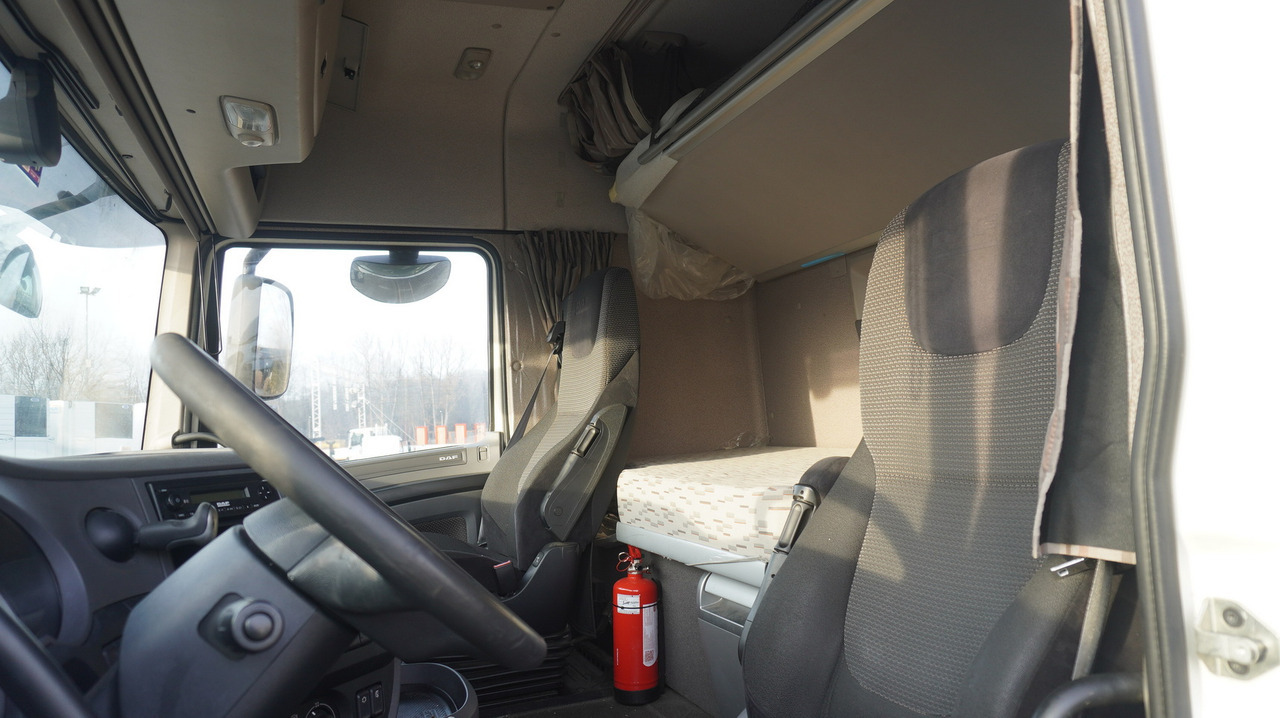 Camião furgão DAF XF 410 EURO 6 /410 HP / 20 EPAL / Dhollandia lift 1500 kg: foto 16
